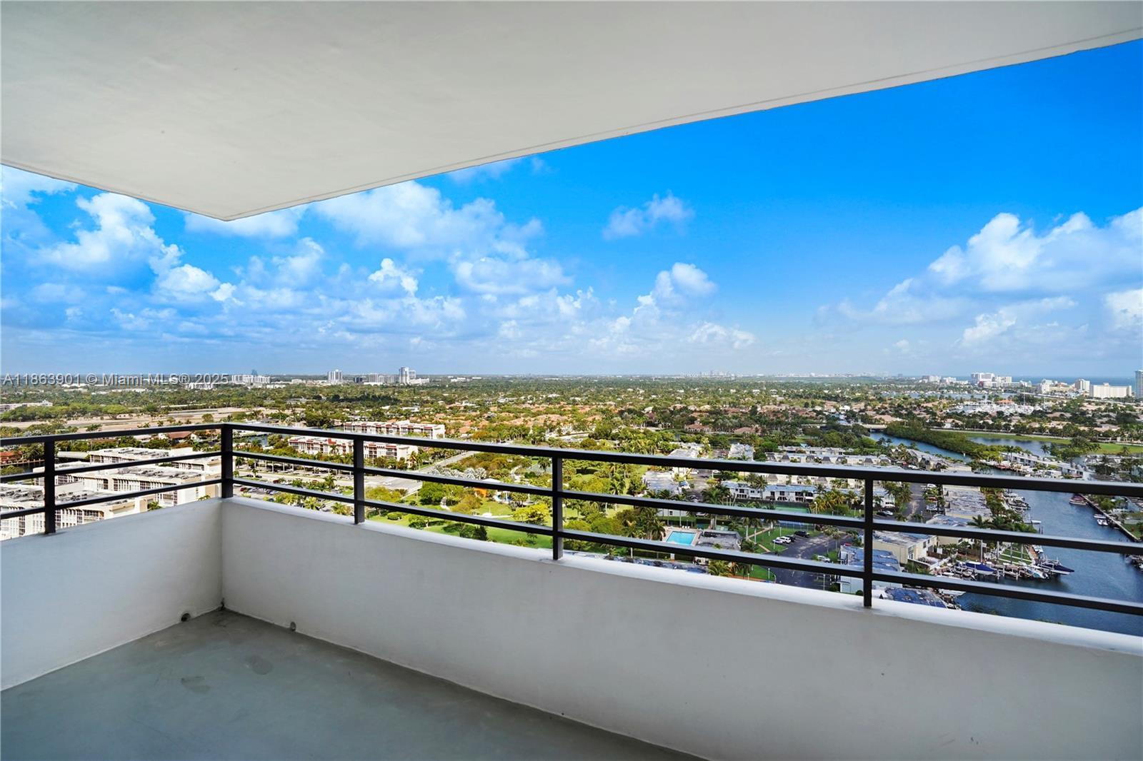 2500 Parkview Dr # 2408, Hallandale Beach FL 33009 photo 4