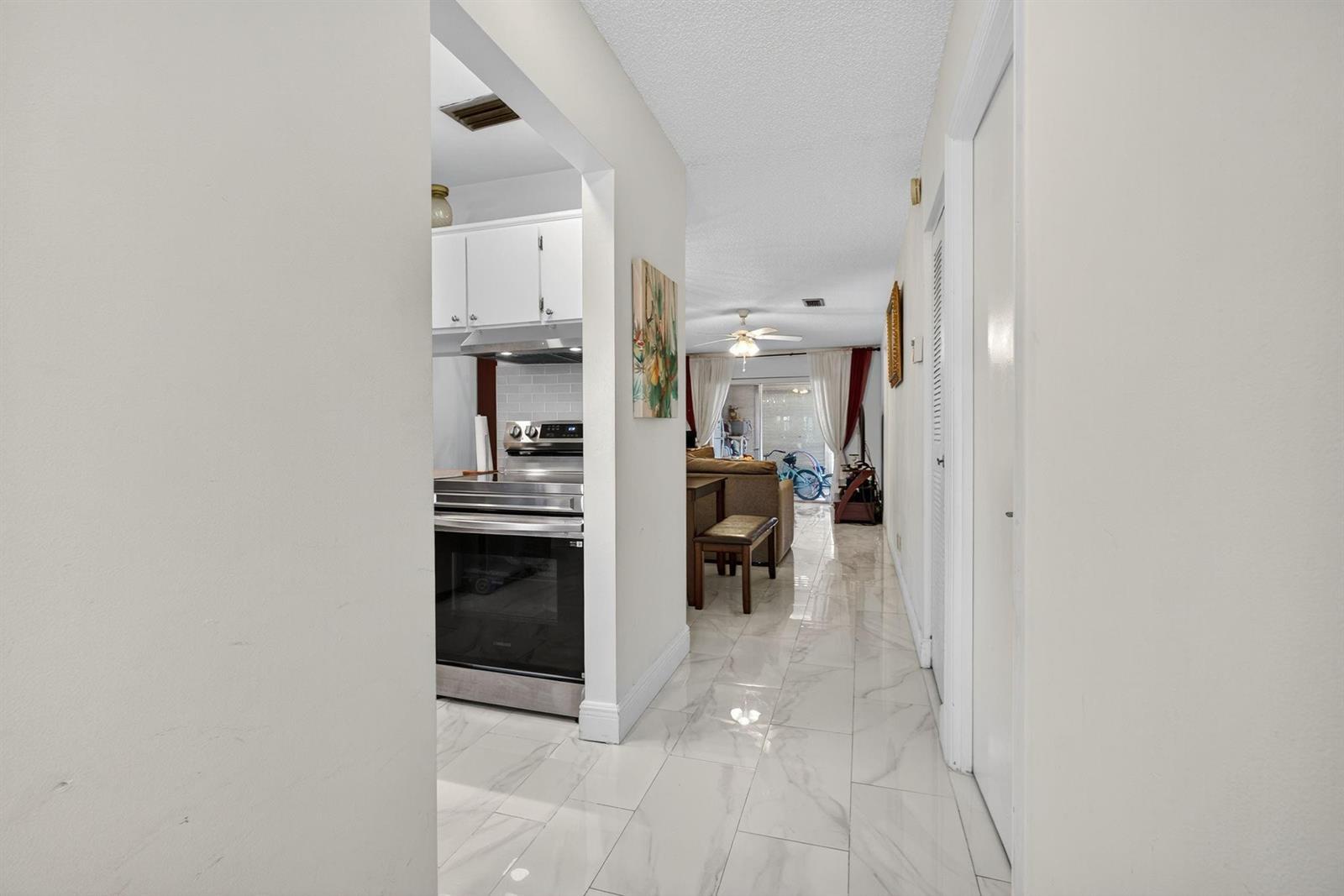 224 Lake Constance Drive # 224, West Palm Beach FL 33411 photo 4