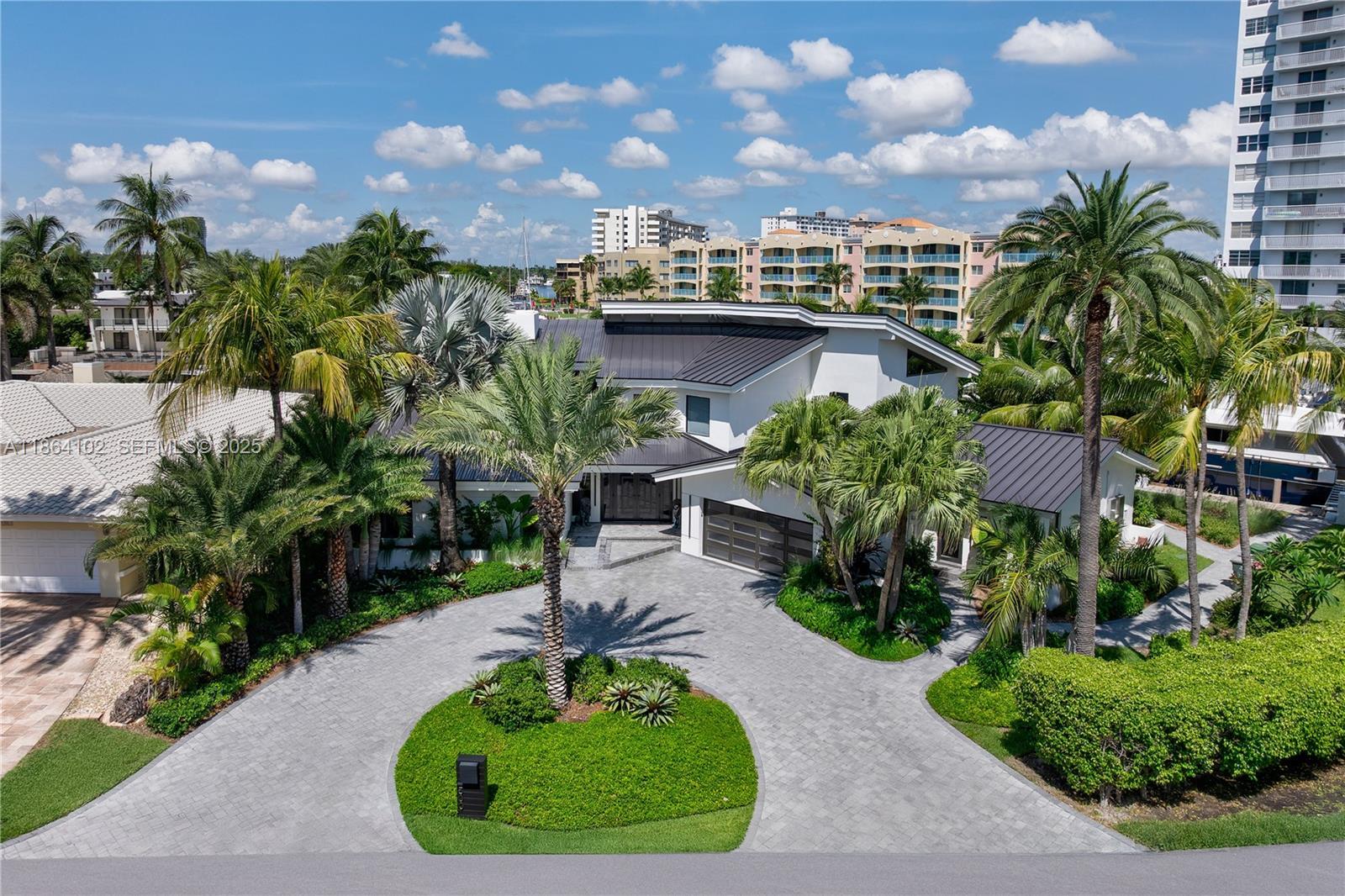 500 Palm Dr, Hallandale Beach FL 33009 photo 2