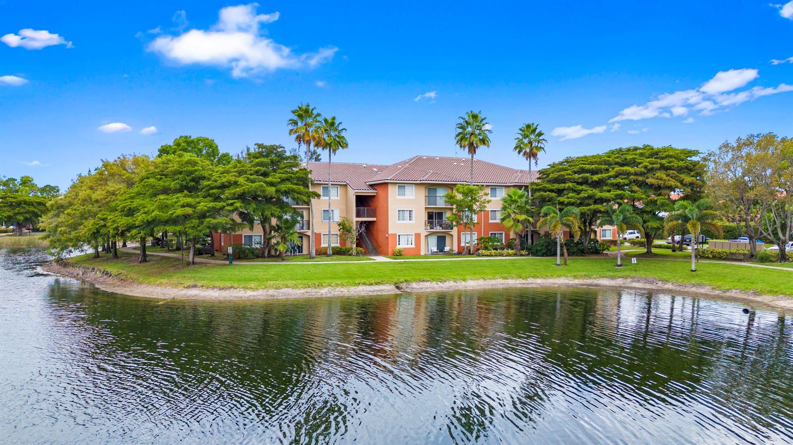 4187 N Haverhill Road # 505, West Palm Beach FL 33417 photo 3