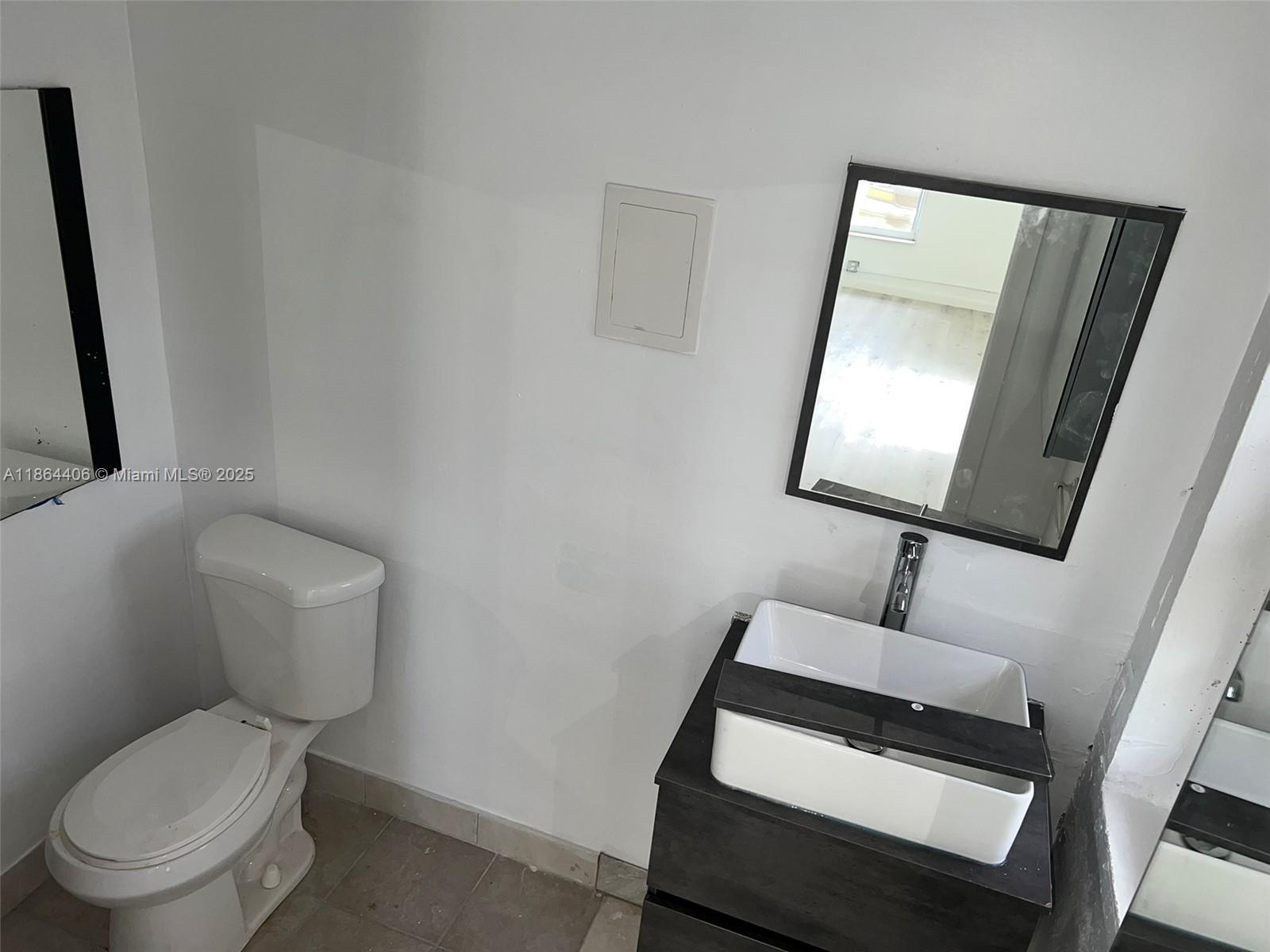 802 S 24th Ave, Hollywood FL 33020 photo 4