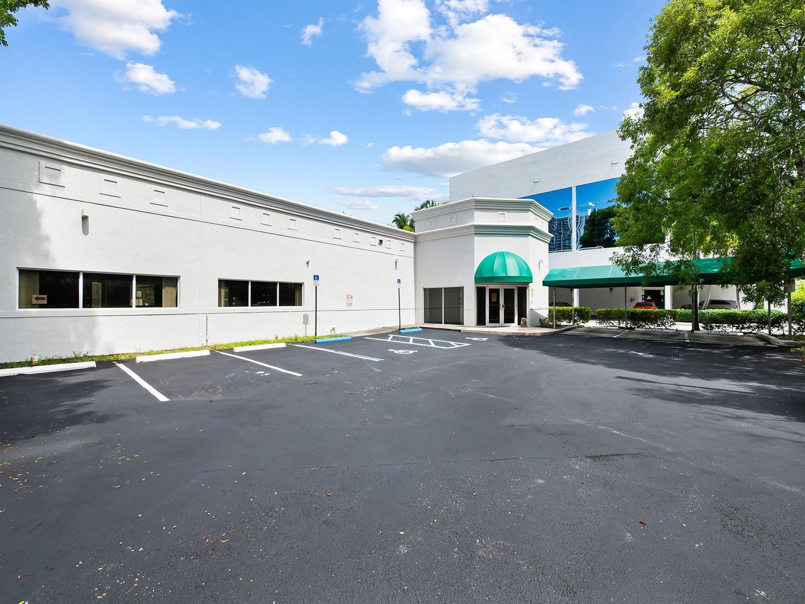500 NE 3rd Avenue, Fort Lauderdale FL 33301 photo 3