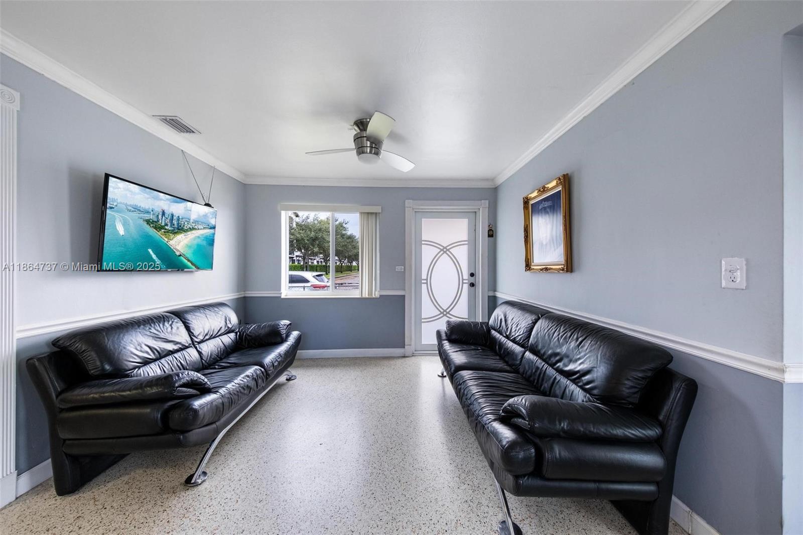 897 W 36th St, Hialeah FL 33012 photo 3