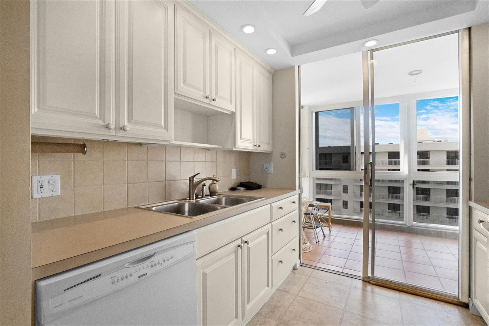 3100 NE 49th Street # 1105, Fort Lauderdale FL 33308 photo 4
