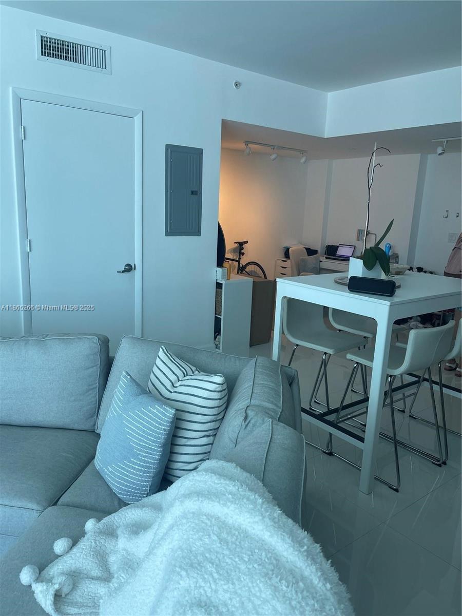 350 S Miami Ave # 1108, Miami FL 33130 photo 3
