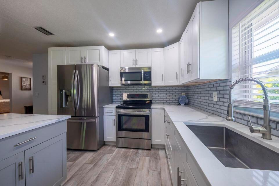 13401 Via Vesta # A, Delray Beach FL 33484 photo 2