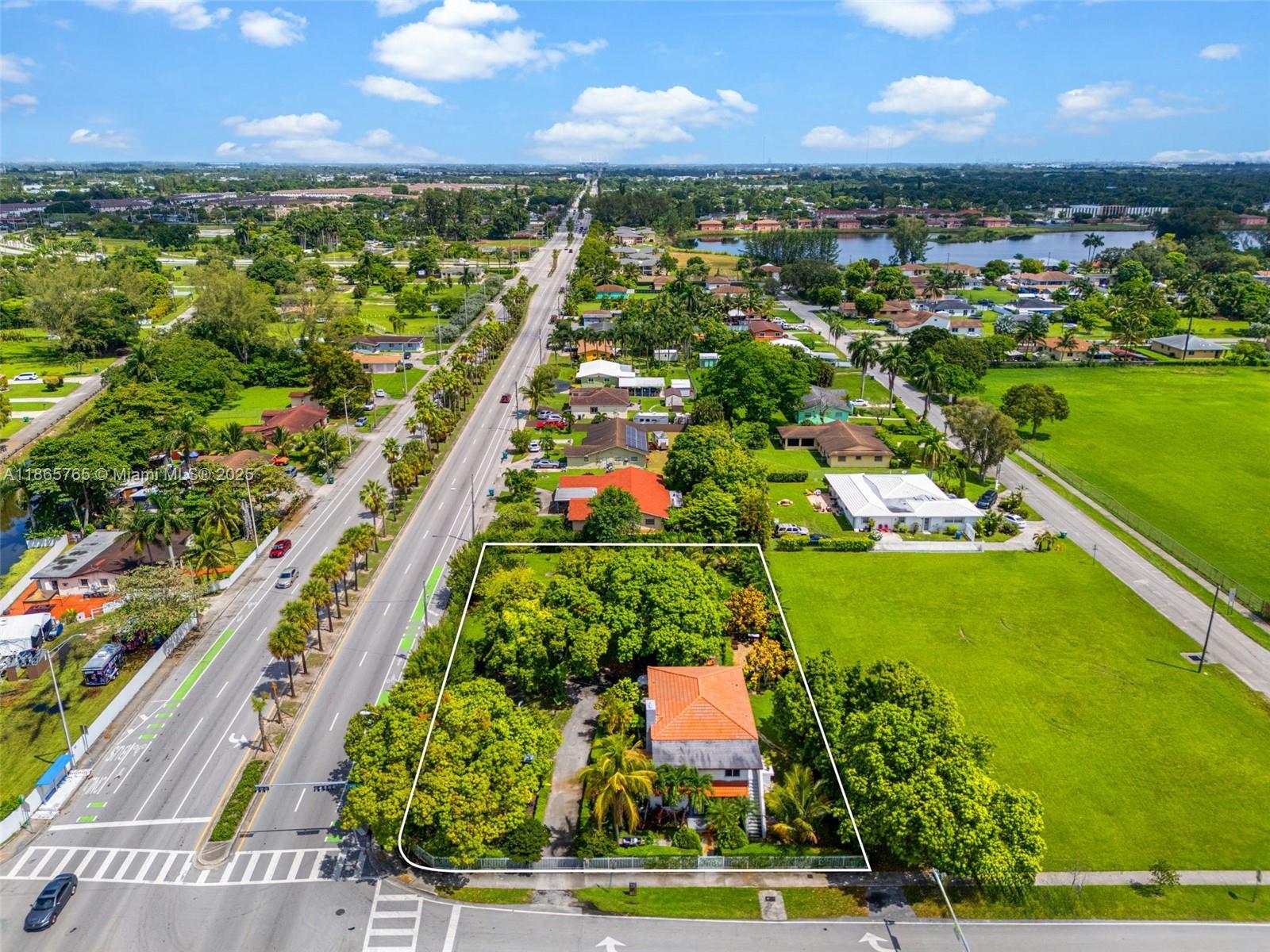 2175 NW 111th St, Miami FL 33167 photo 2