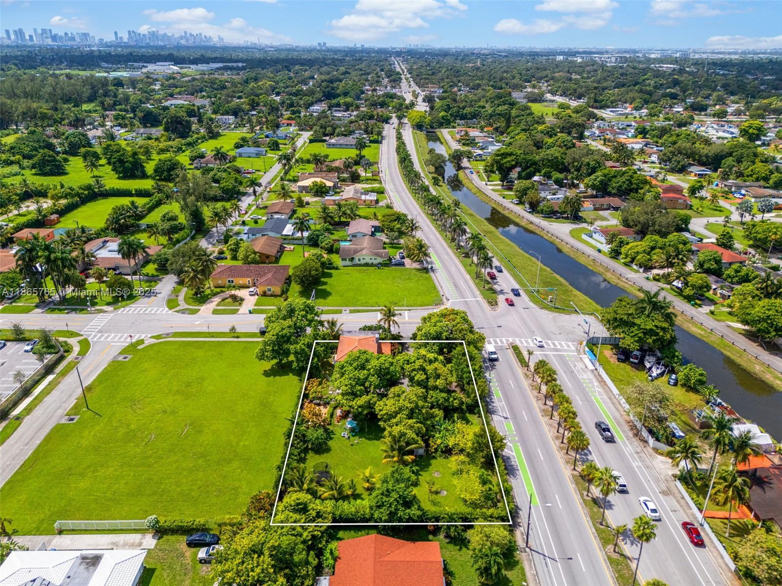 2175 NW 111th St, Miami FL 33167 photo 5
