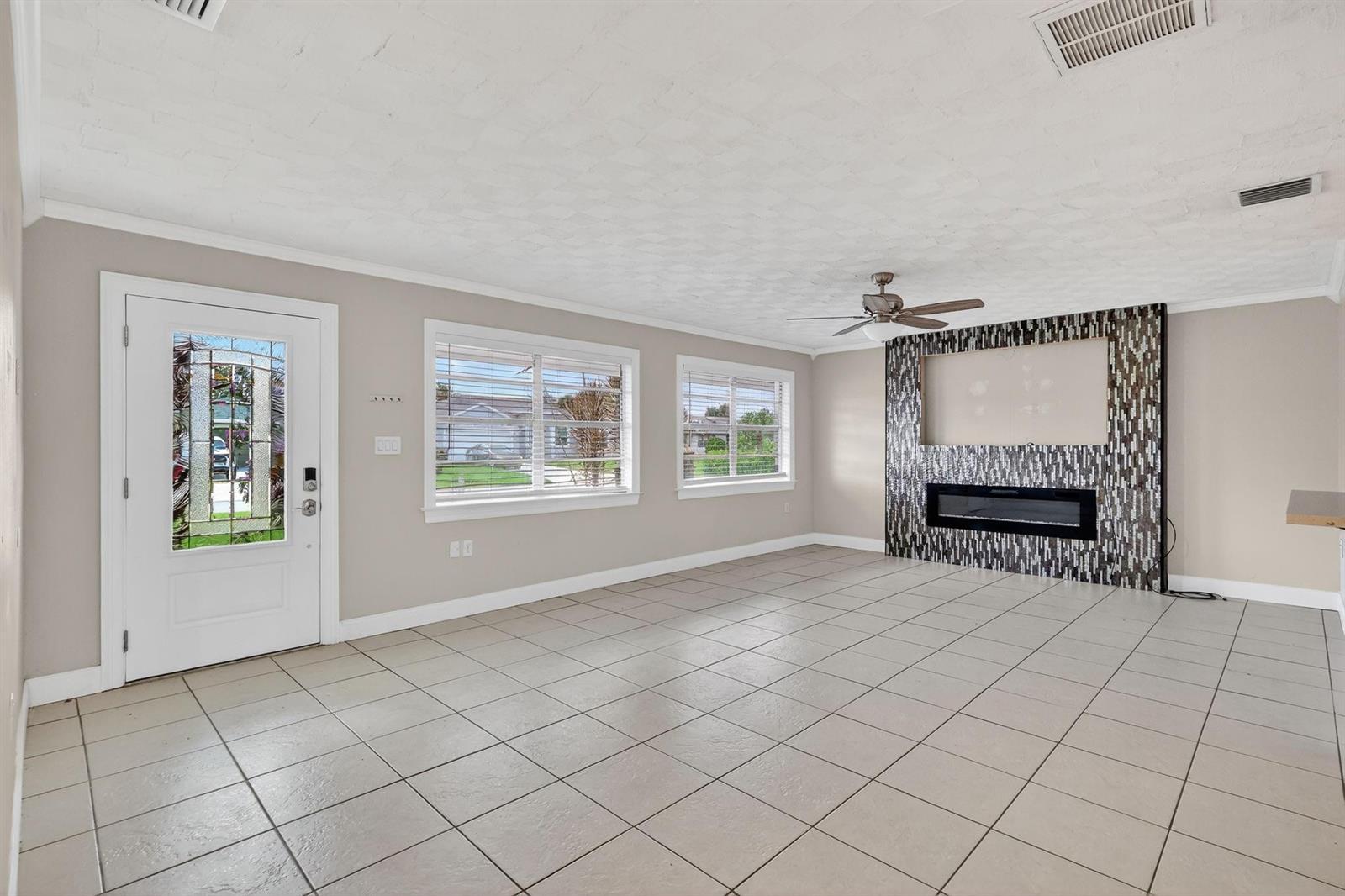 143 SW Grove Avenue, Port St. Lucie FL 34983 photo 3