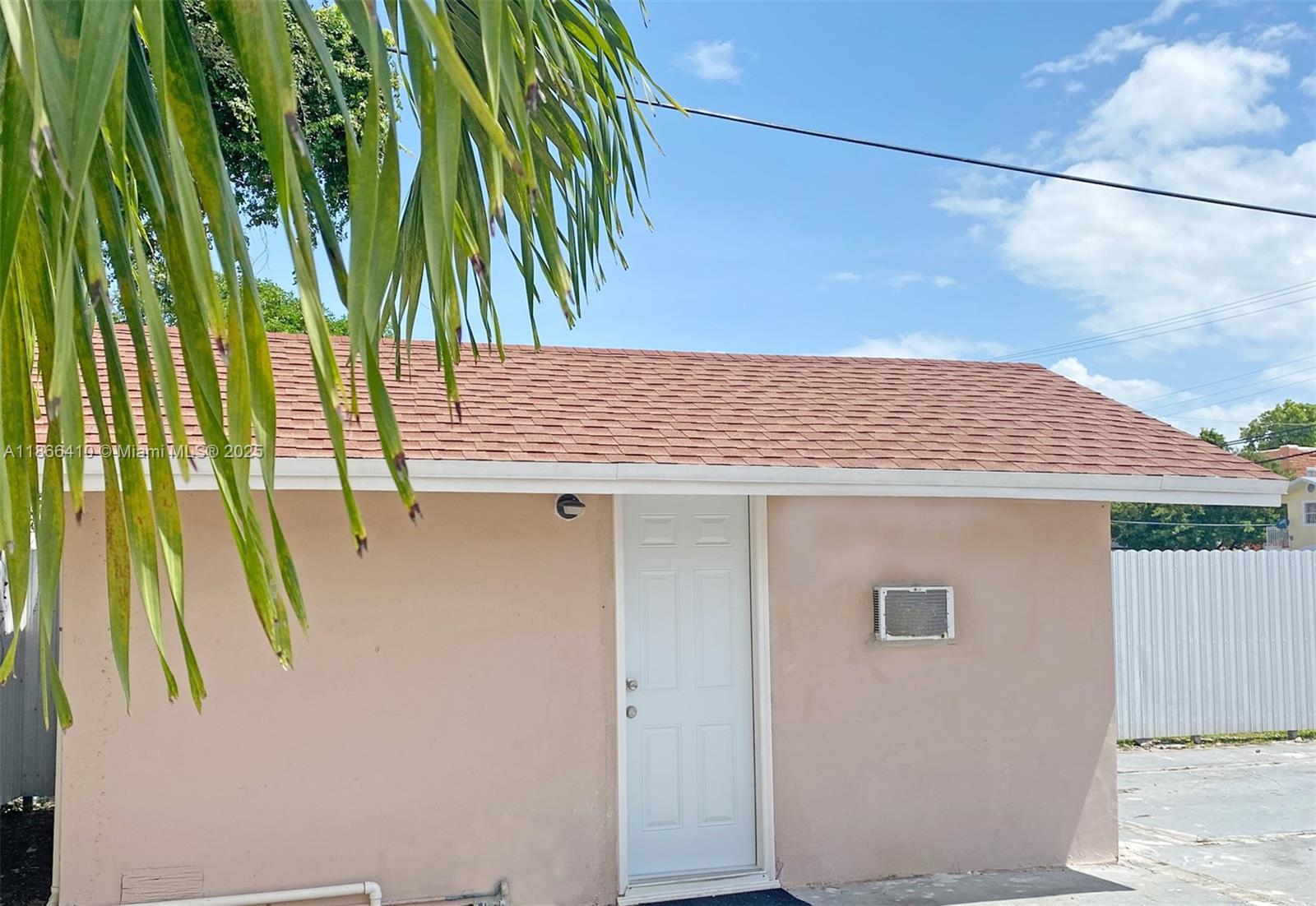 230 SW 16th Ave # 5, Miami FL 33135