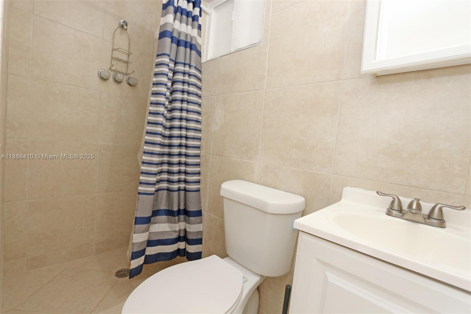 230 SW 16th Ave # 5, Miami FL 33135 photo 5