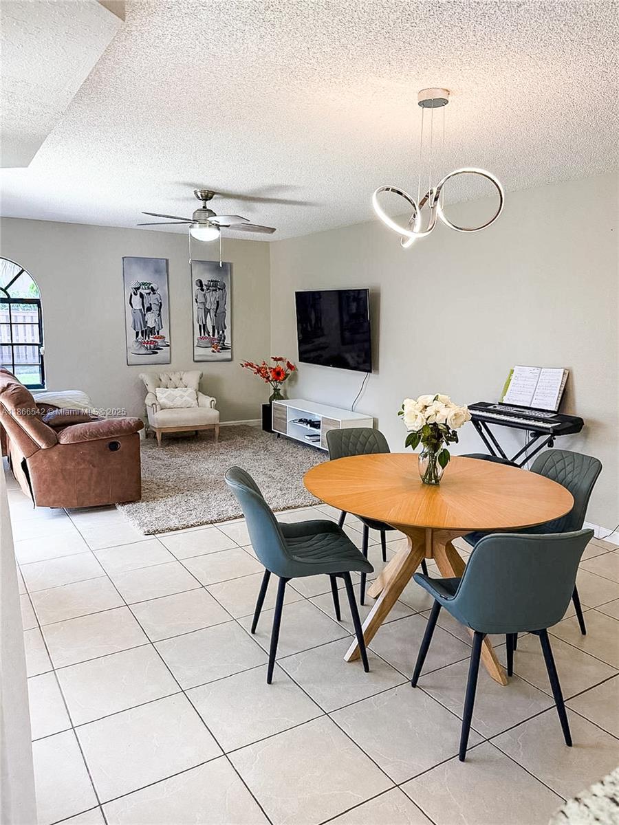 8122 Severn Dr # D, Boca Raton FL 33433 photo 2