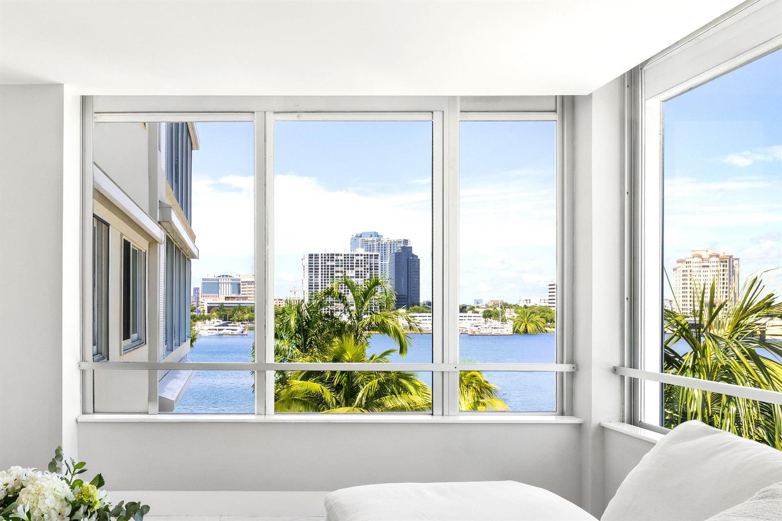 44 Cocoanut Row # B, Palm Beach FL 33480 photo 2