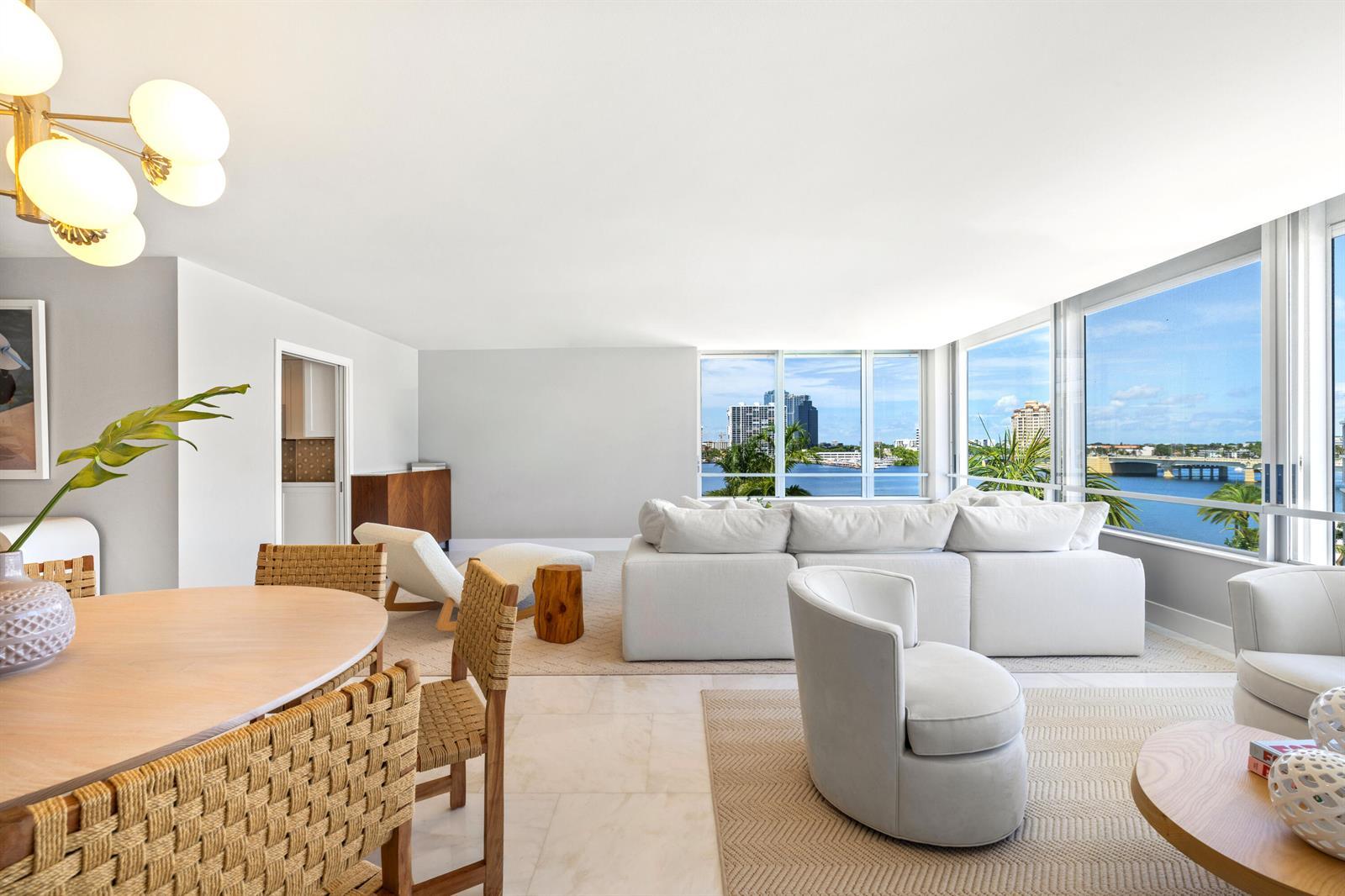 44 Cocoanut Row # B, Palm Beach FL 33480