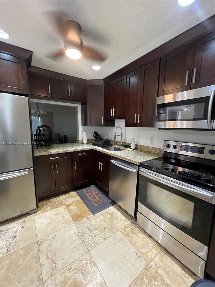 410 SE 2nd St # 422, Hallandale Beach FL 33009 photo 4