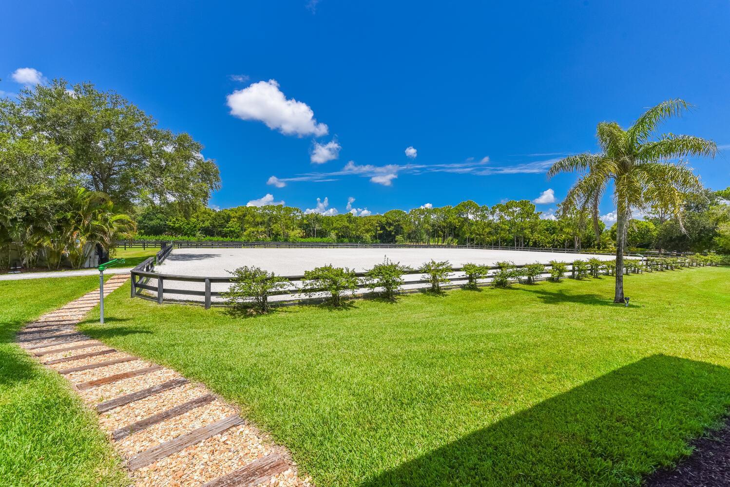 2780 Skipiks Way, Wellington FL 33470 photo 4