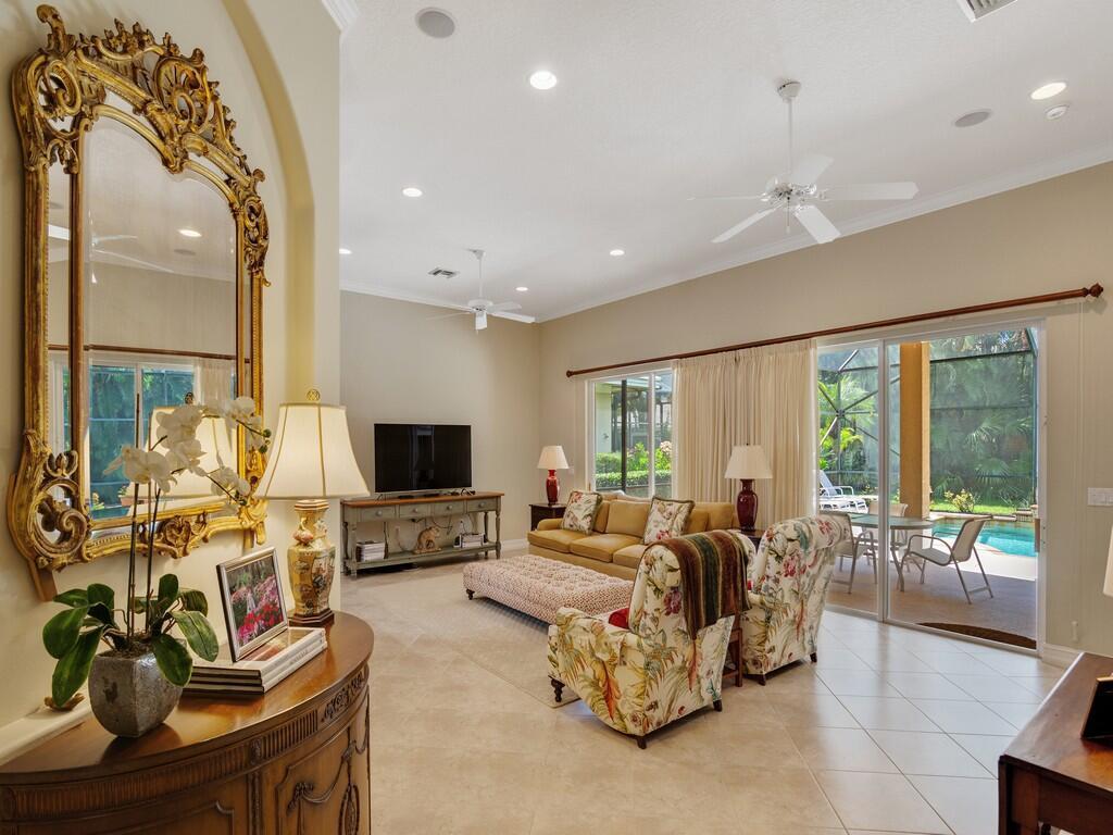 1225 Riverwind Circle, Vero Beach FL 32967 photo 3
