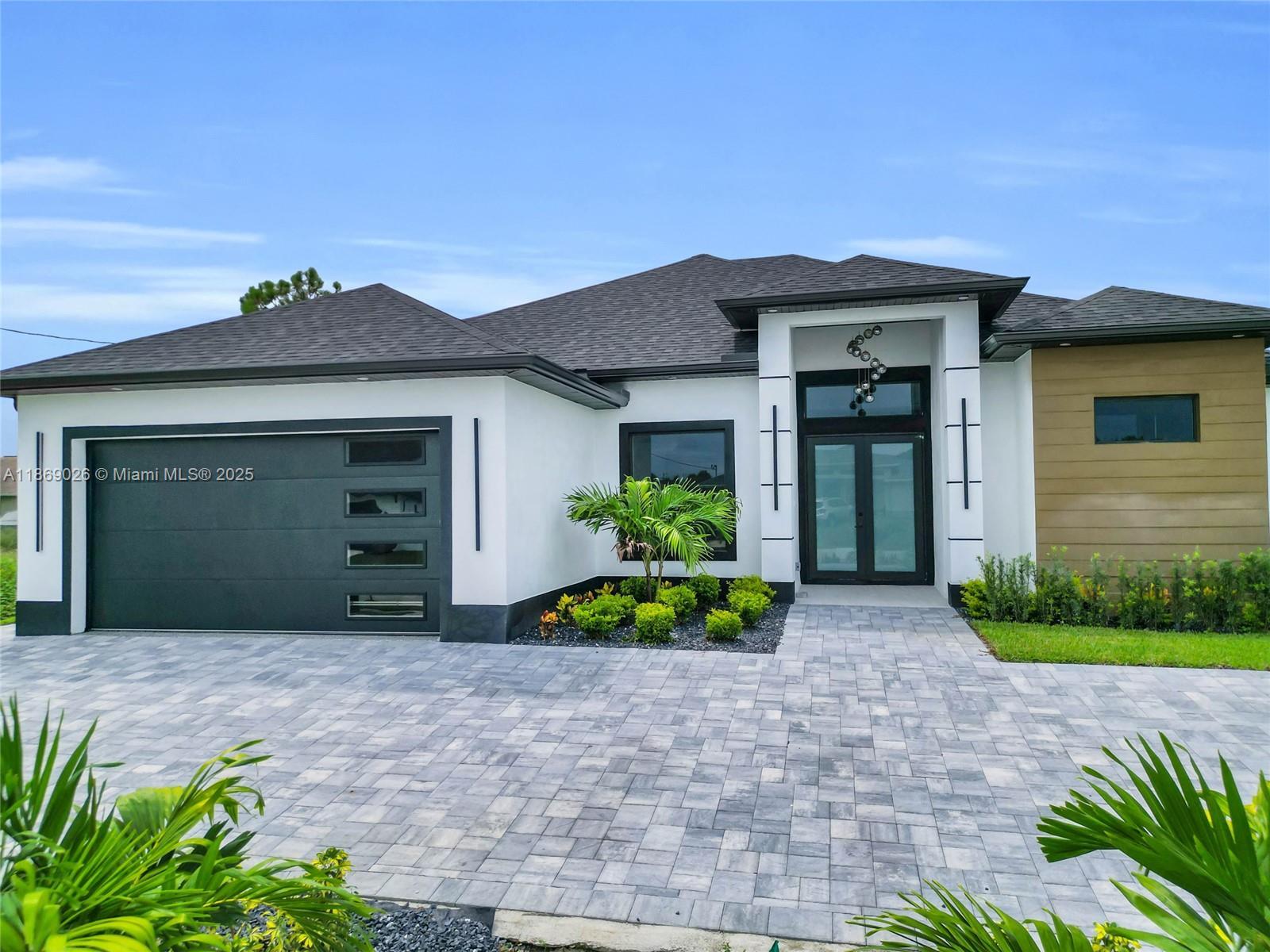 911 Sara Ave N, Lehigh Acres FL 33971 photo 2