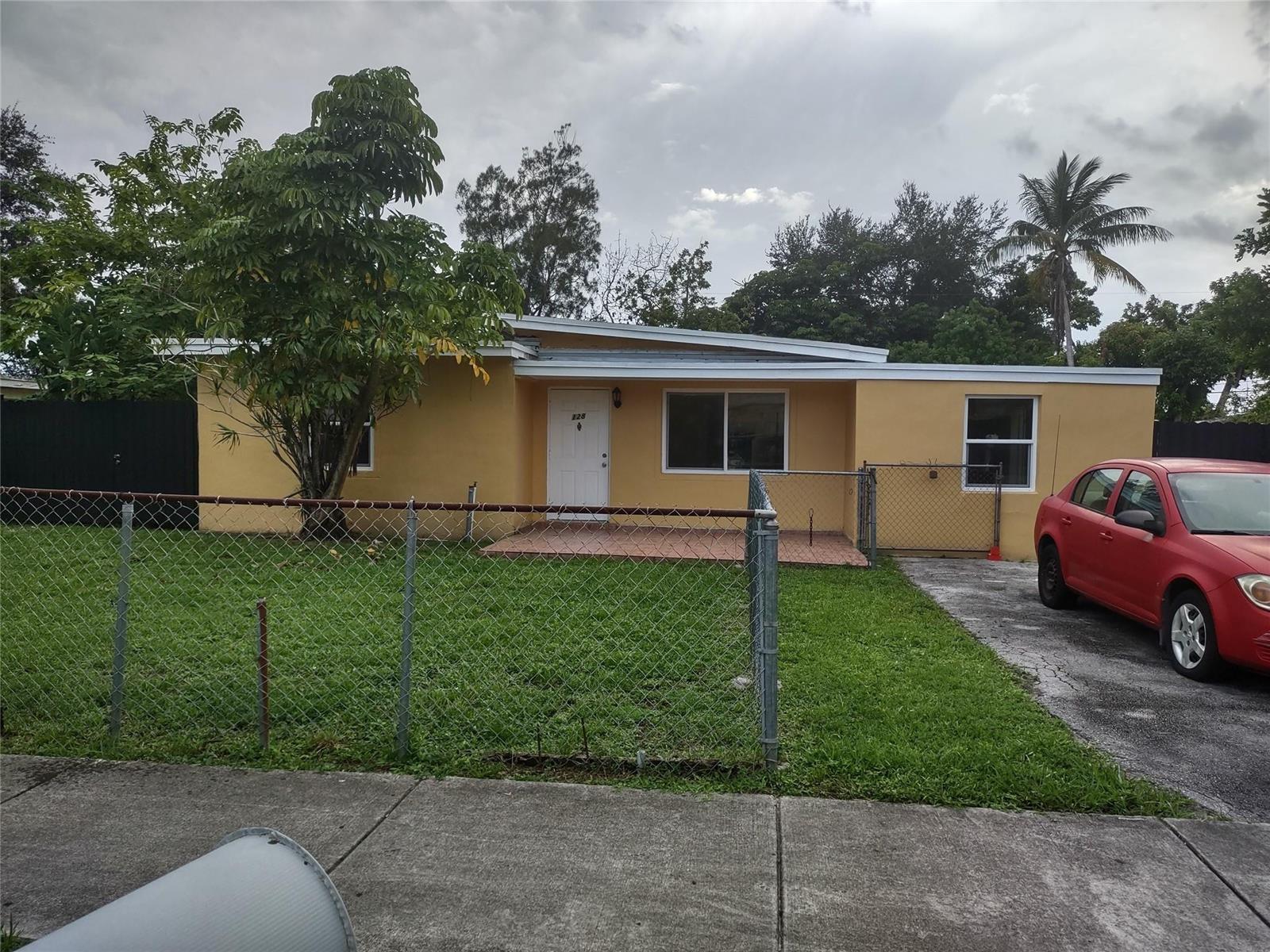 128 Miami Gardens Road, West Park FL 33023 photo 2
