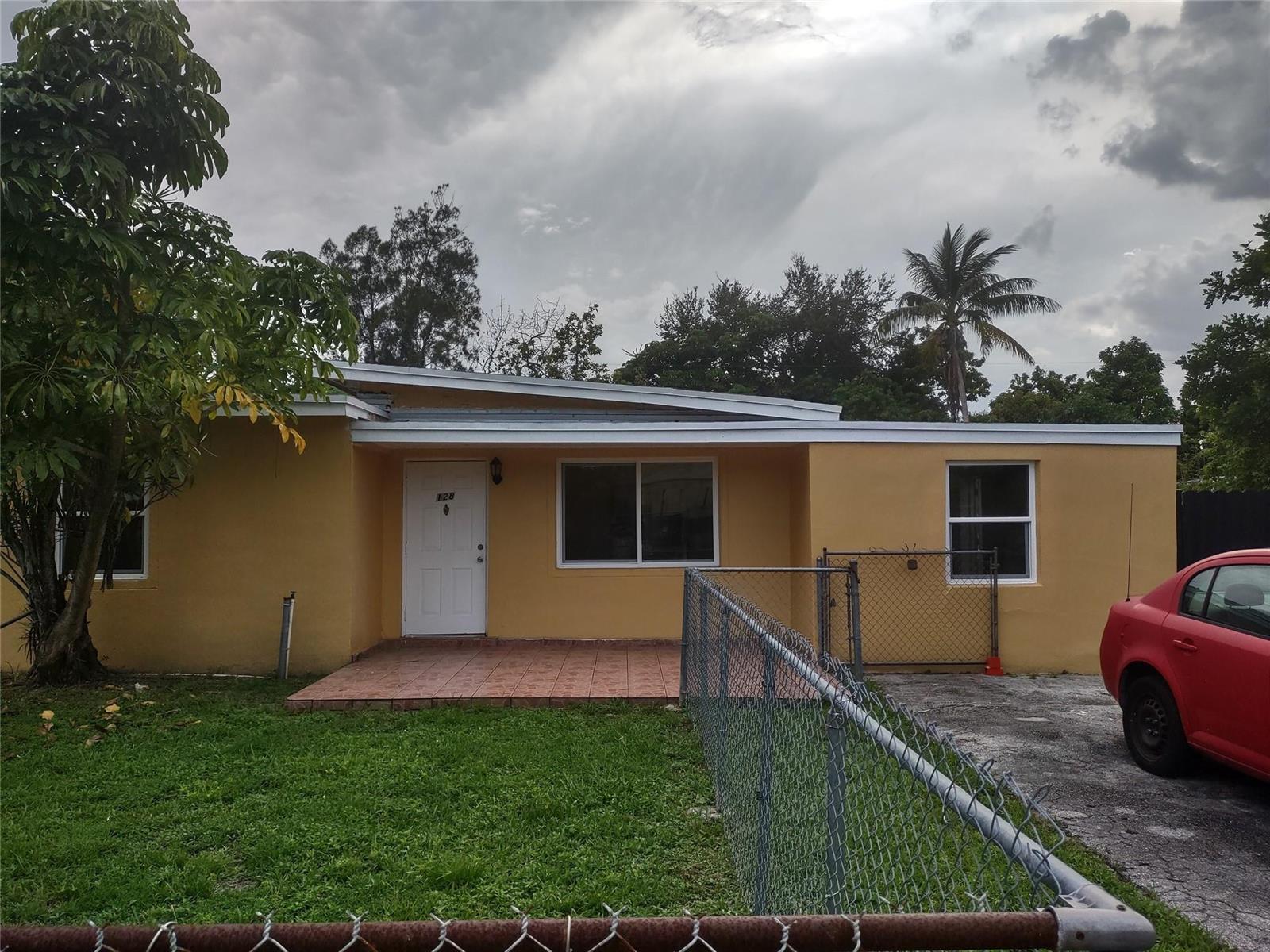 128 Miami Gardens Road, West Park FL 33023 photo 4