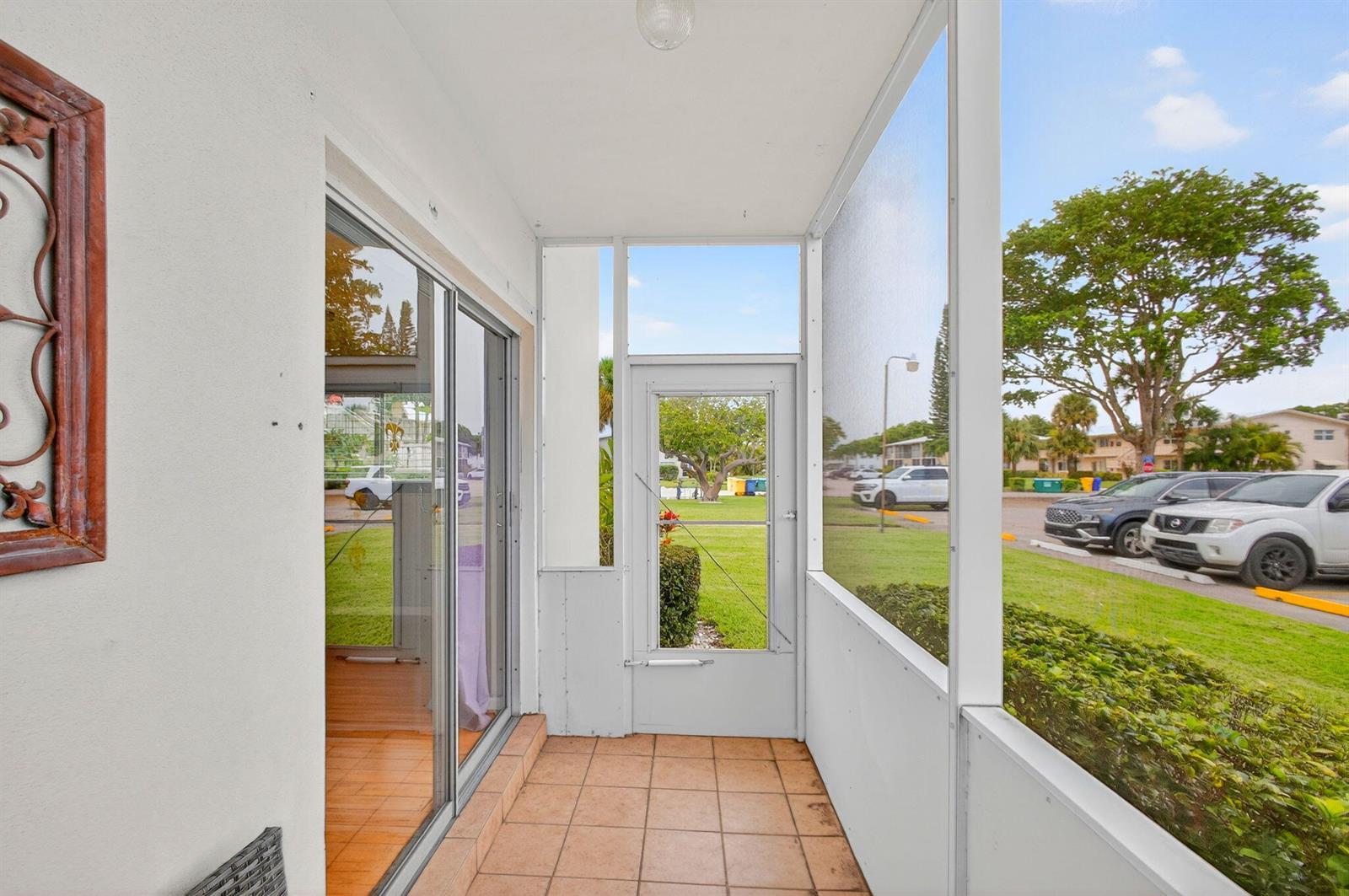 221 Coventry J, West Palm Beach FL 33417 photo 4