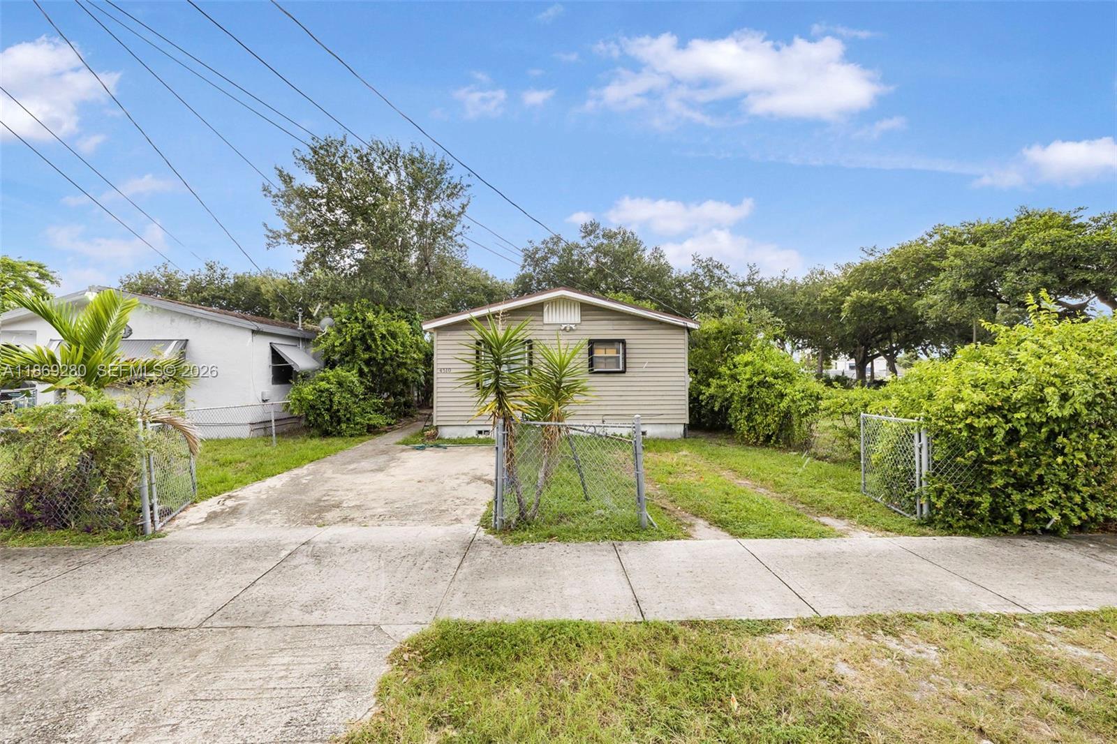 4510 NW 33rd Ave, Miami FL 33142 photo 2
