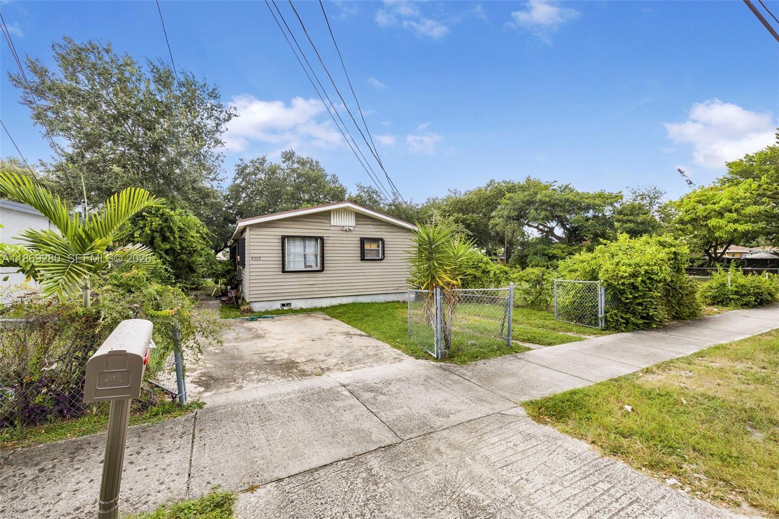 4510 NW 33rd Ave, Miami FL 33142