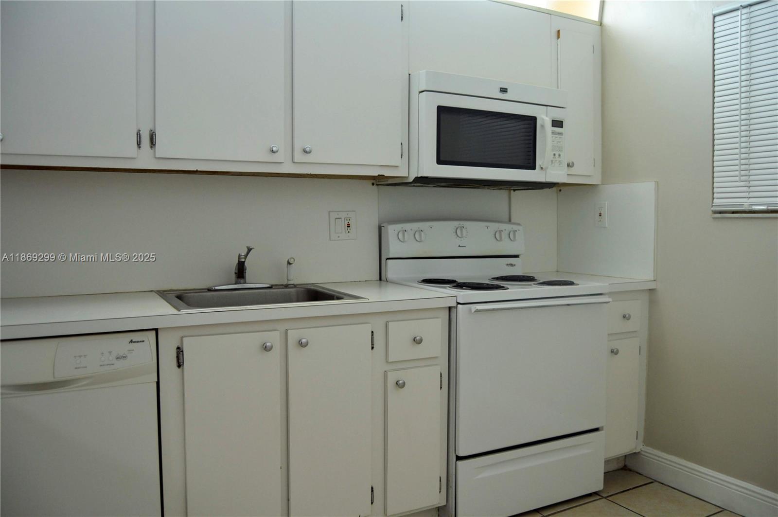 3490 Foxcroft Rd # B212, Miramar FL 33025 photo 4