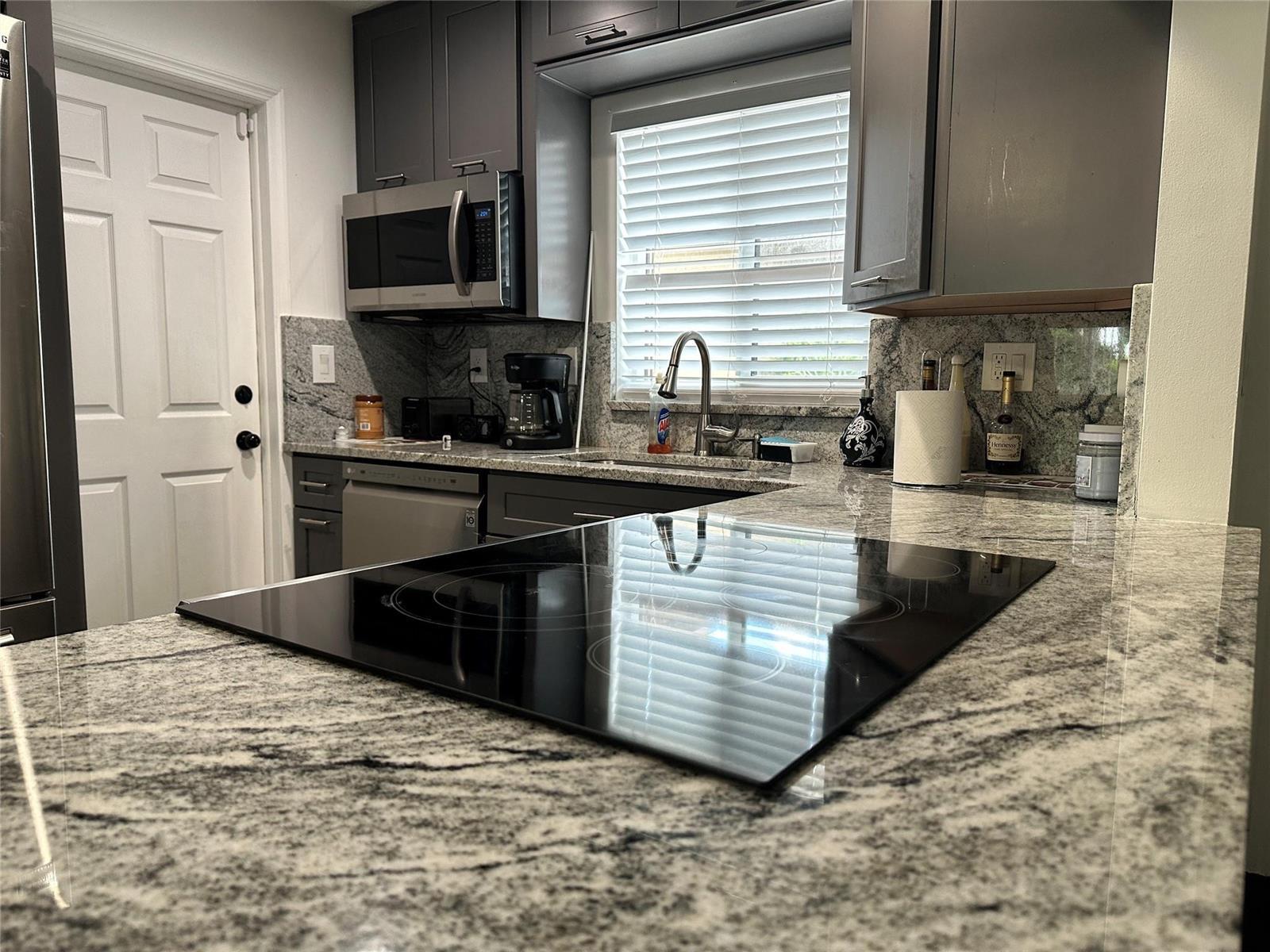8121 SW 8TH Street, North Lauderdale FL 33068 photo 3
