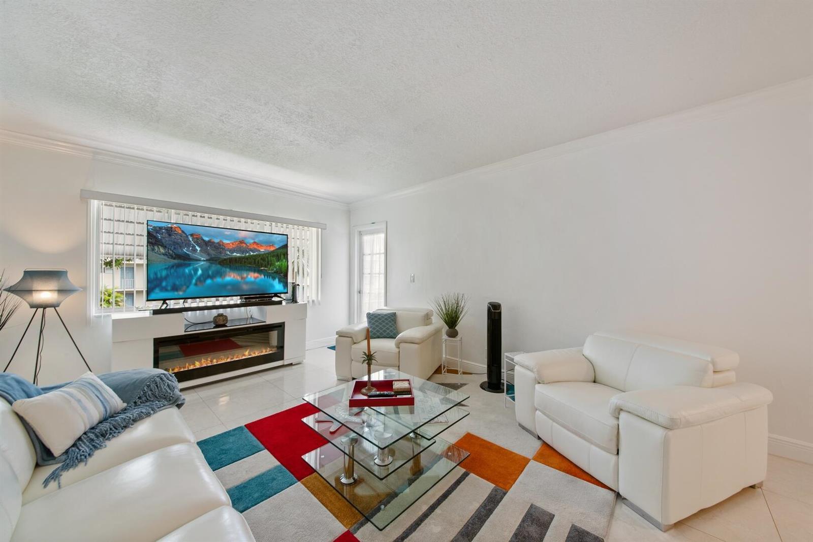 2581 N Garden Drive # 206, Lake Worth FL 33461 photo 2
