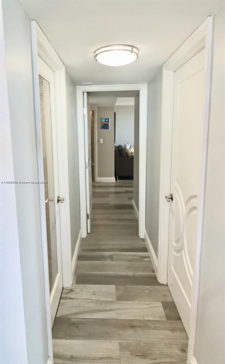 Hallandale Beach, FL 33009 photo 4