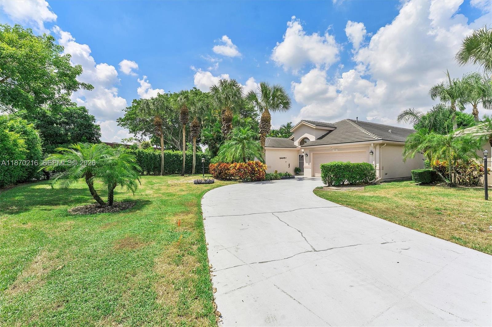 800 Clearbrook Park Cir, Delray Beach FL 33445 photo 2