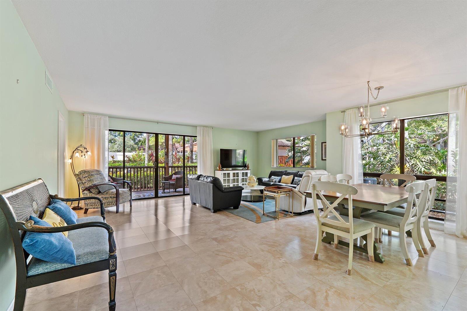 413 Brackenwood Lane S, Palm Beach Gardens FL 33418 photo 4