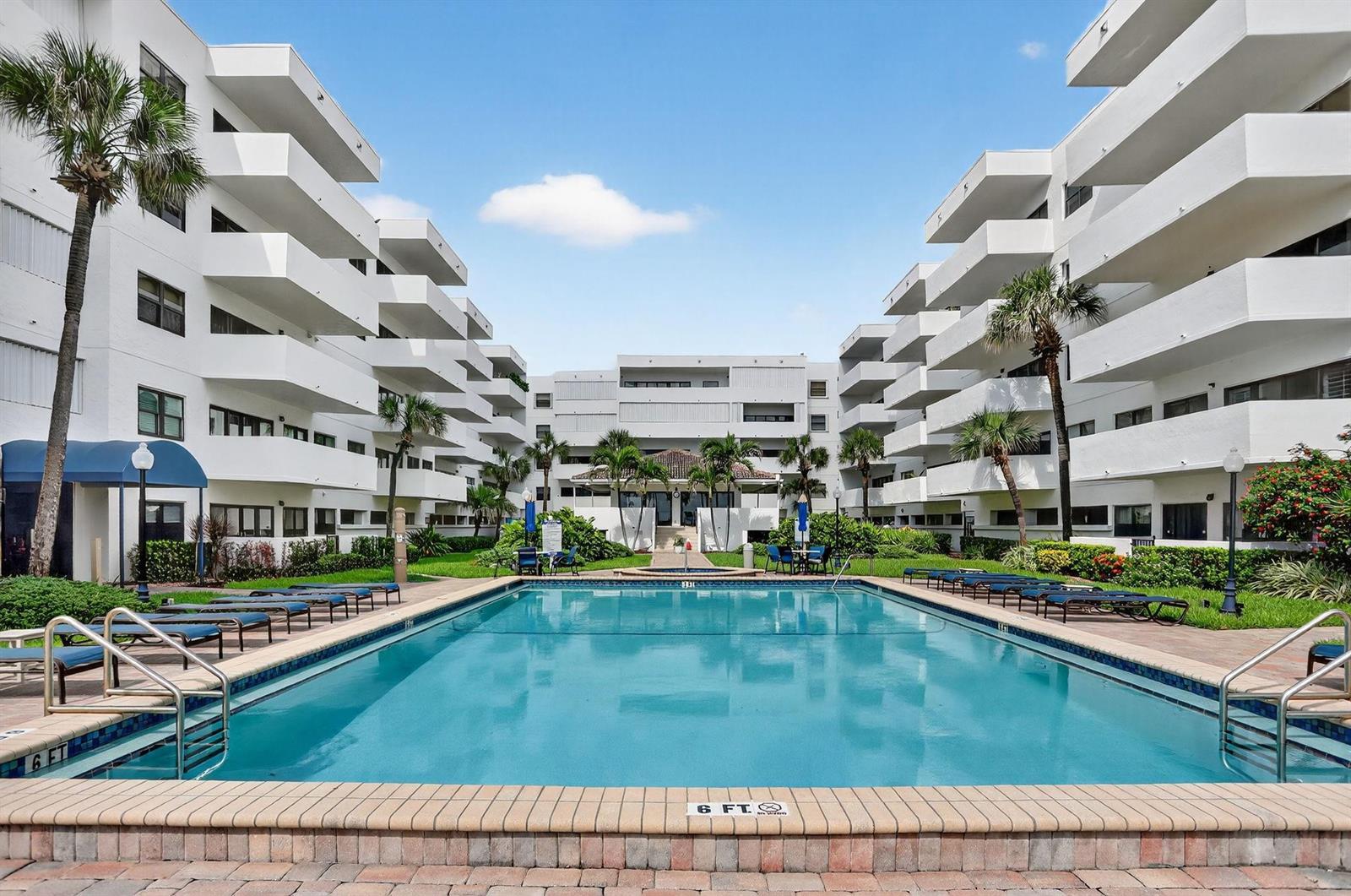330 SE 20 Avenue # 421, Deerfield Beach FL 33441 photo 3