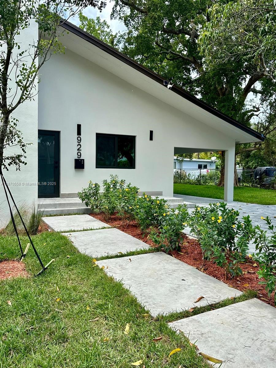 929 NW 60th St, Miami FL 33127 photo 3