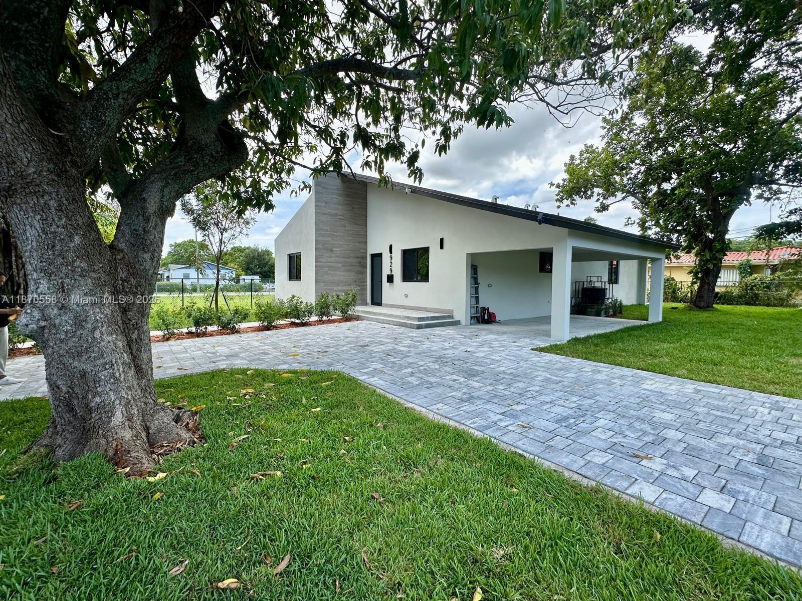 929 NW 60th St, Miami FL 33127 photo 5