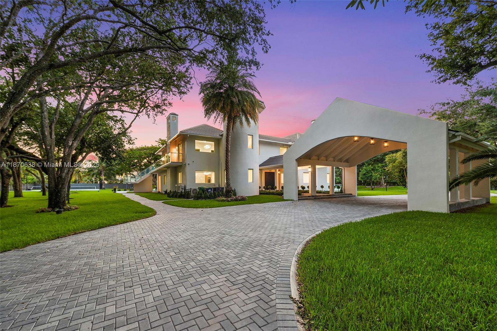 13600 SW 67th Ave, Palmetto Bay FL 33158 photo 3