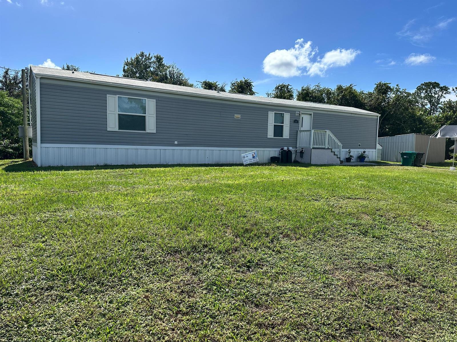5945 SE 95th Trail Trail, Okeechobee FL 34974 photo 3