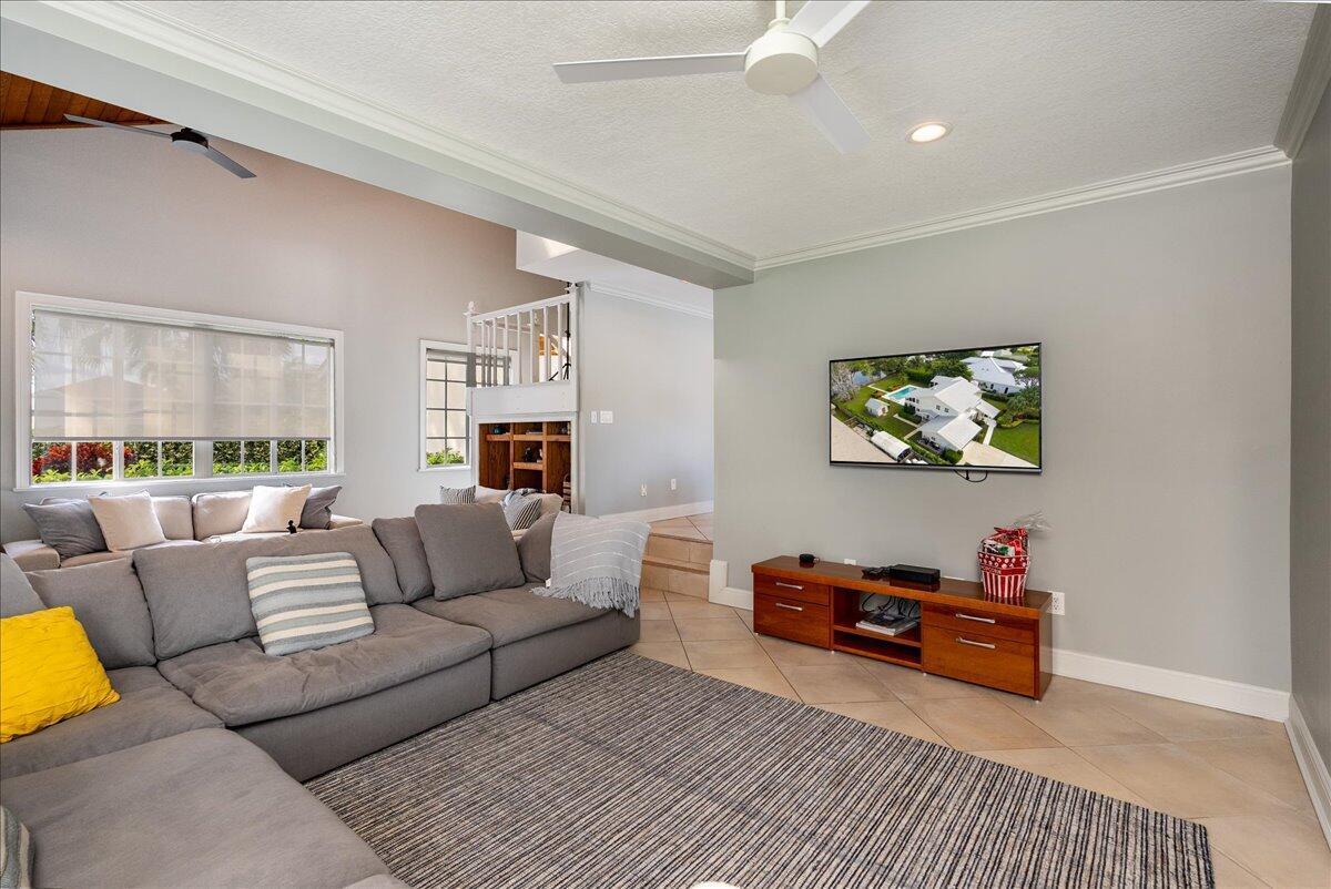 1947 NW Palmetto Terrace, Stuart FL 34994 photo 5