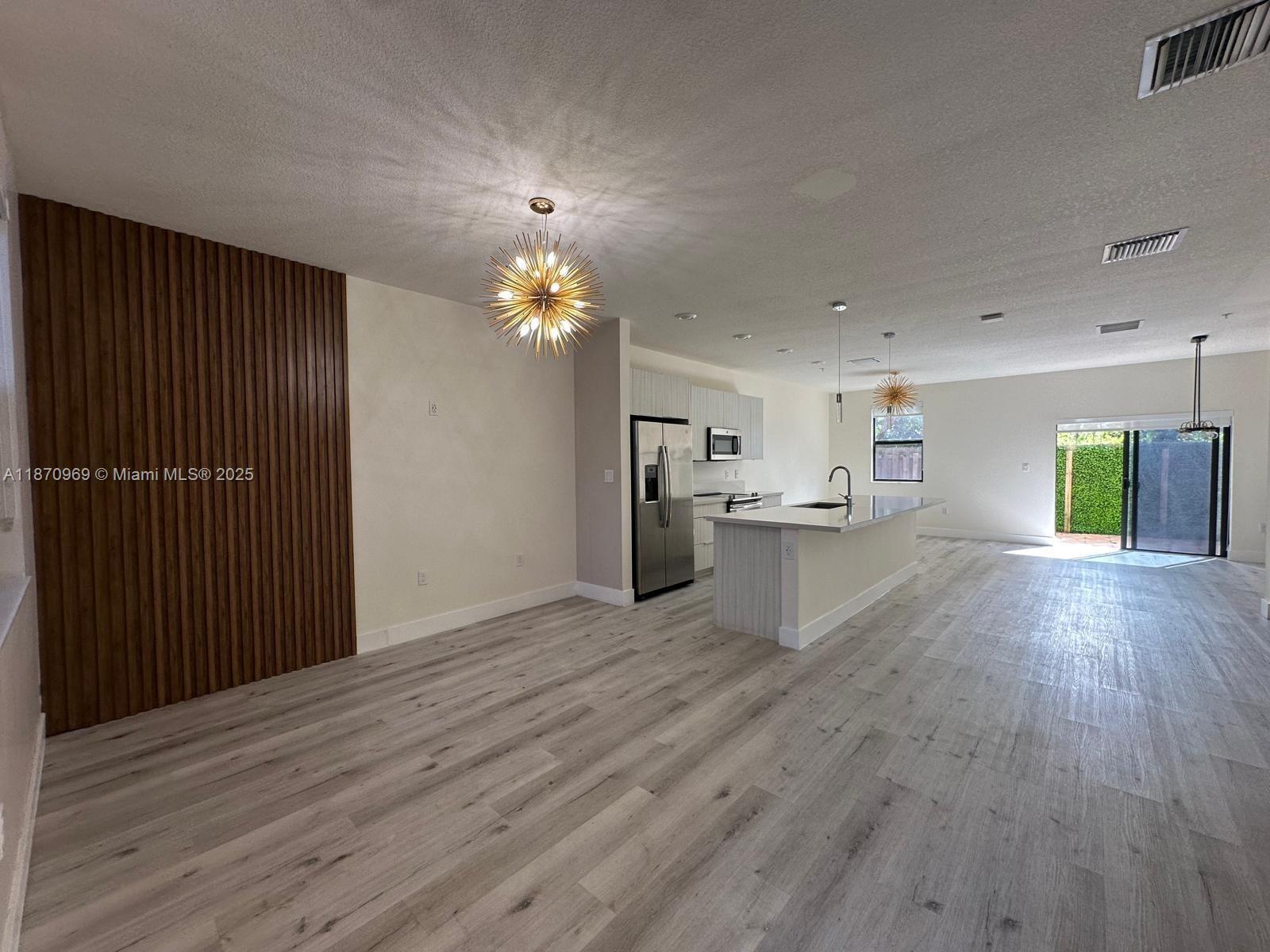 10413 NW 82nd St # 9, Doral FL 33178 photo 4
