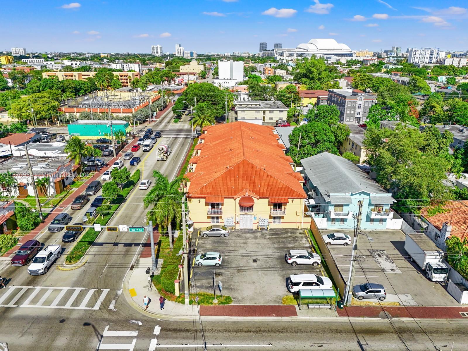 1699 SW 7th St # 203, Miami FL 33135 photo 2