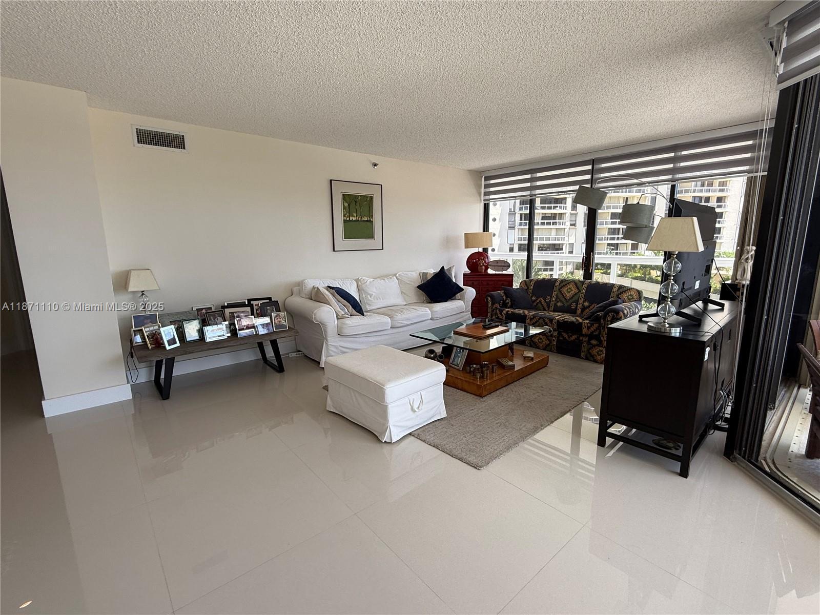 20185 E Country Club Dr # 510, Aventura FL 33180 photo 5