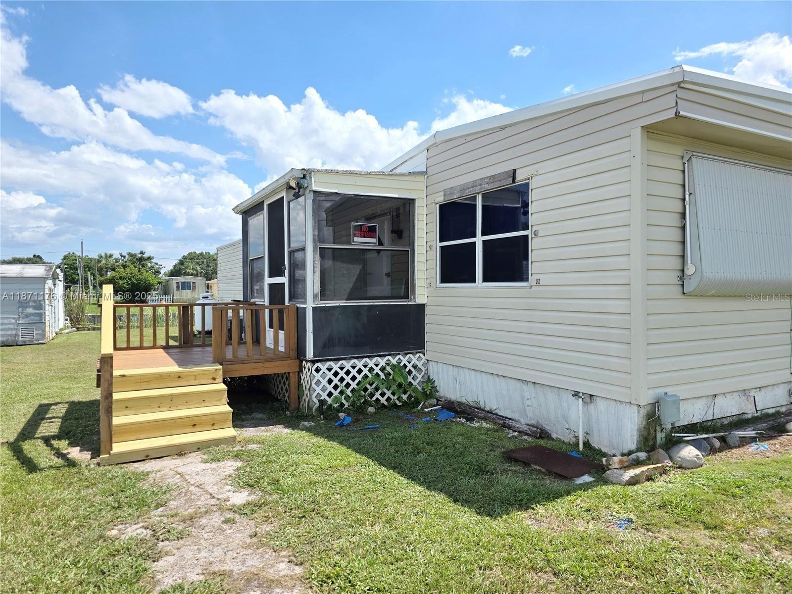 1065 25th Street, Bulkhead Ridge FL 34974 photo 2