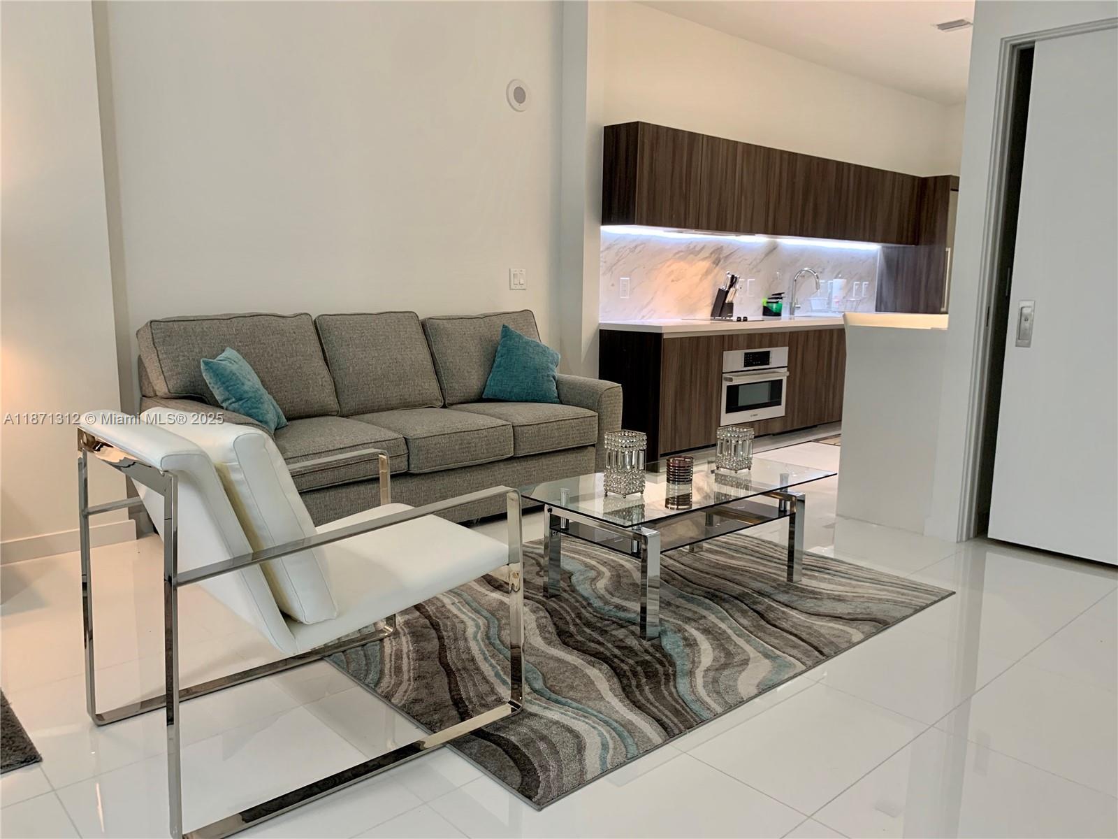 851 NE 1 Ave # 502, Miami FL 33132 photo 3