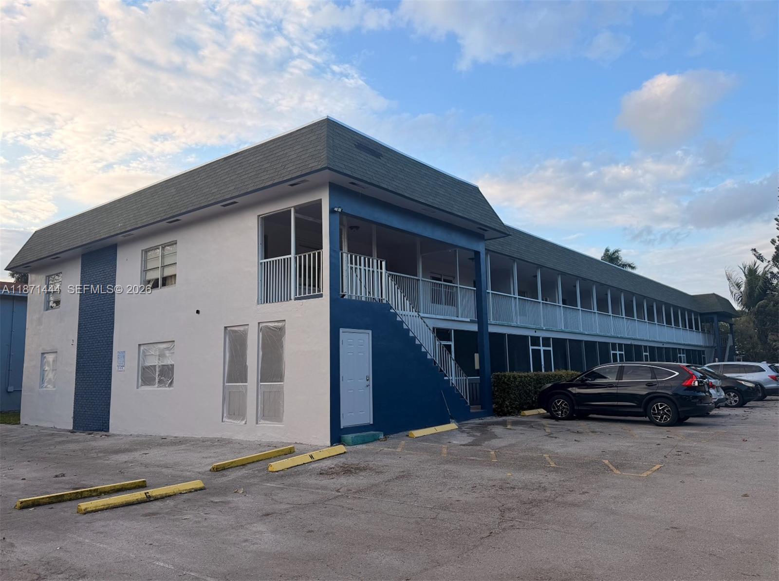 2905 Pierce St # 17, Hollywood FL 33020
