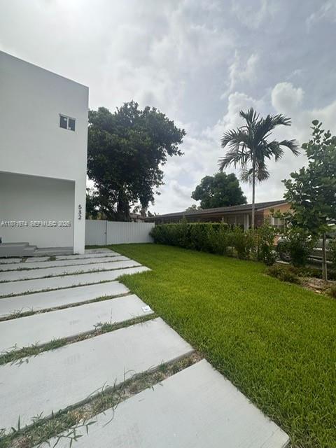 532 NW 17th Ave, Fort Lauderdale FL 33311 photo 2