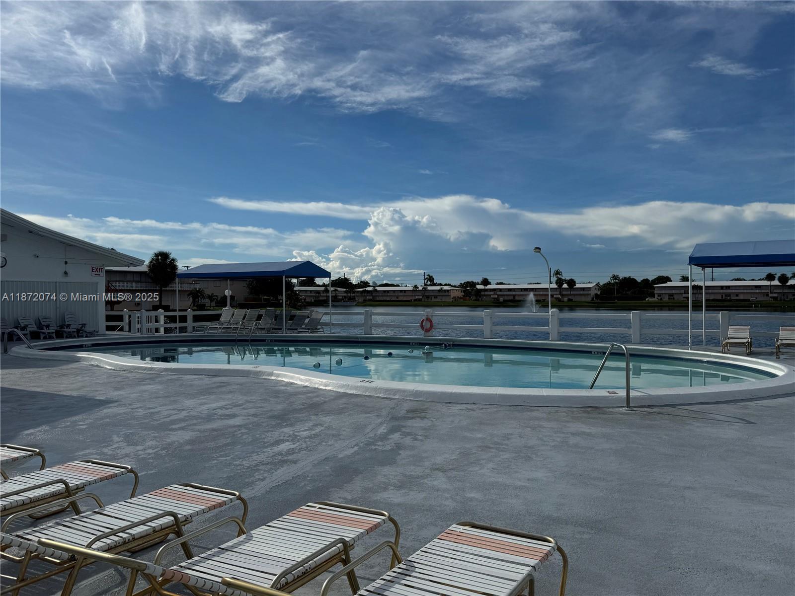 815 SW 10th Ter # 15V, Hallandale Beach FL 33009 photo 5