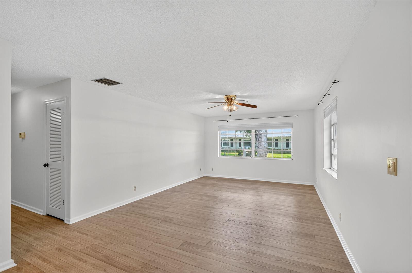 10138 S 45th Terrace, Boynton Beach FL 33436 photo 4