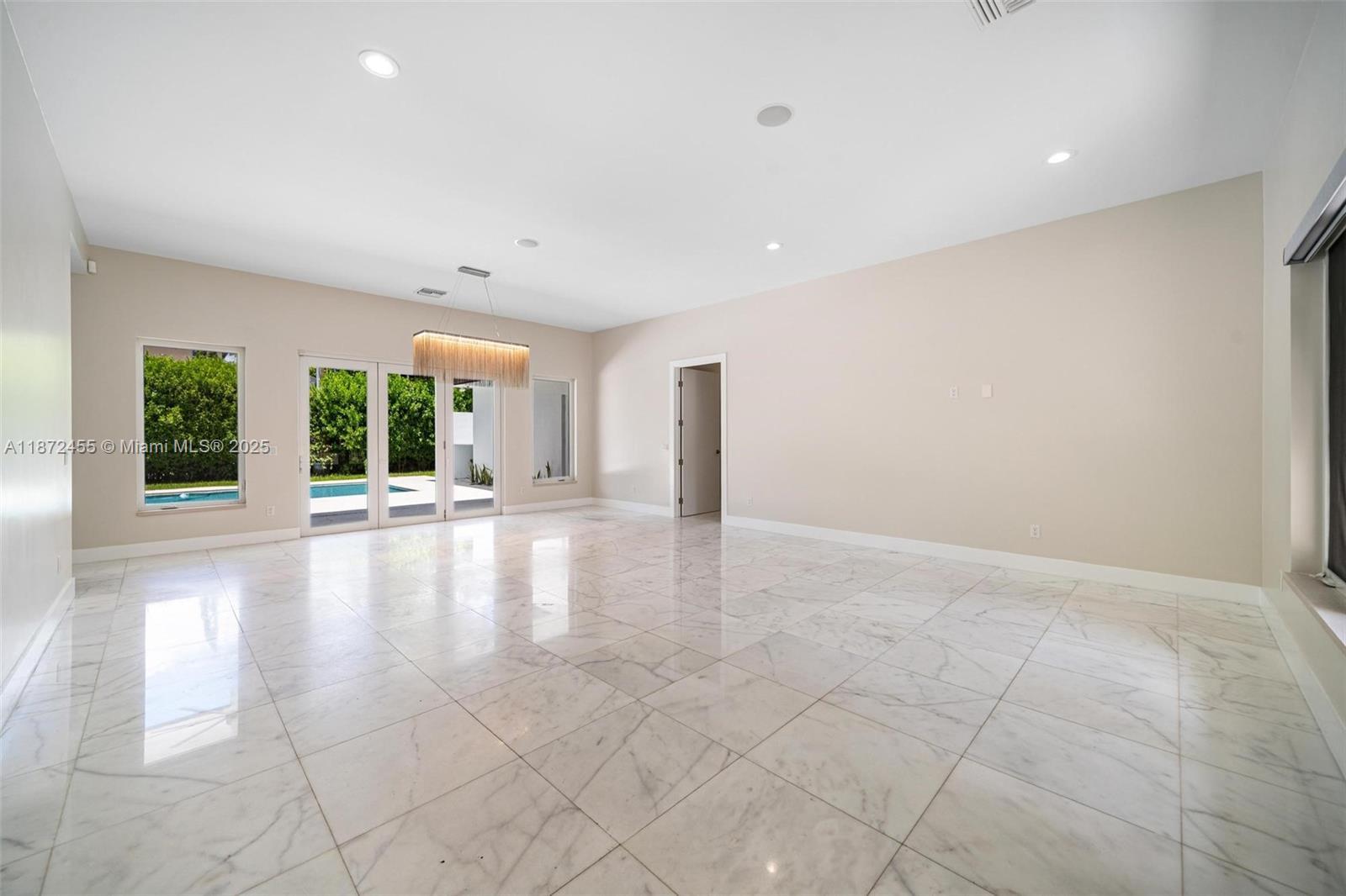 511 Madeira Ave, Coral Gables FL 33134 photo 4