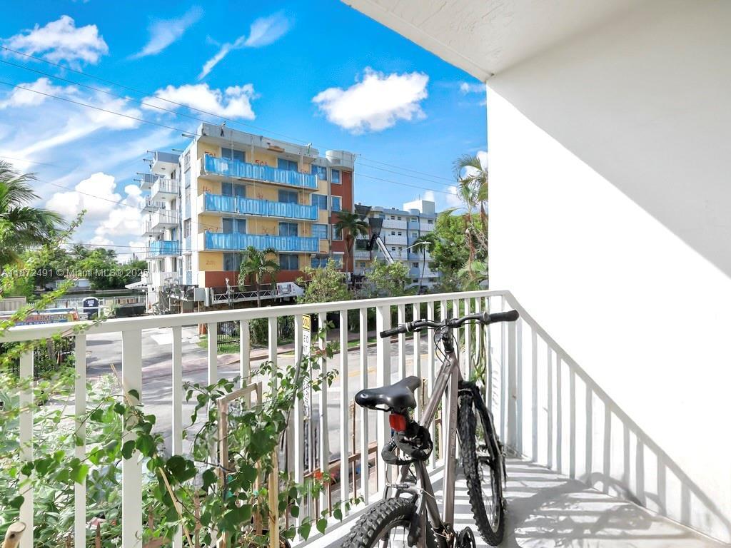 7830 Dickens Ave # 202, Miami Beach FL 33141 photo 3